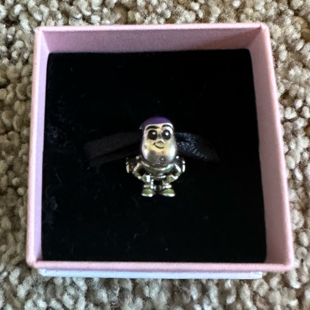 🔥Disney Pixar Pandora Charm!
